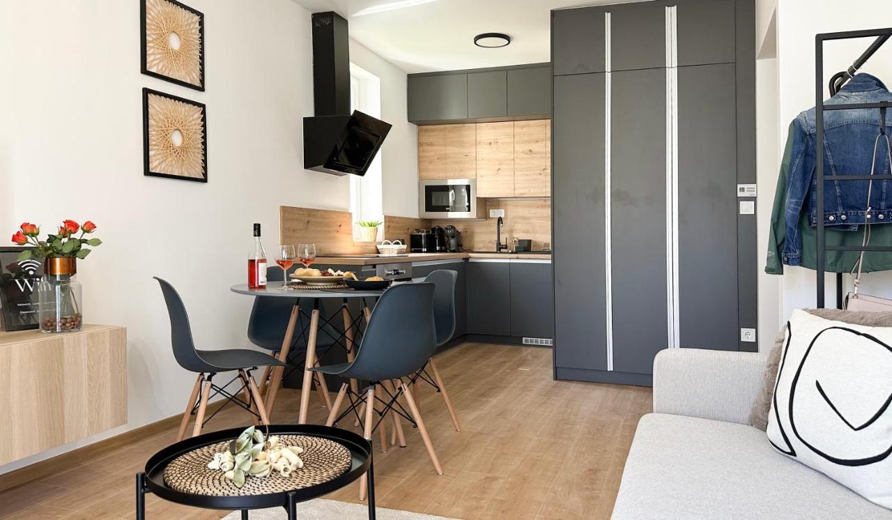 Linden Apartman 002 - Adults Only Mosonmagyaróvár 외부 사진