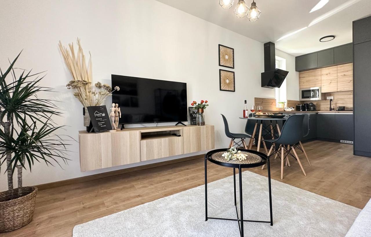 Linden Apartman 002 - Adults Only Mosonmagyaróvár 외부 사진