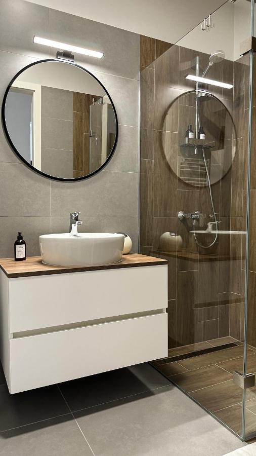Linden Apartman 002 - Adults Only Mosonmagyaróvár 외부 사진