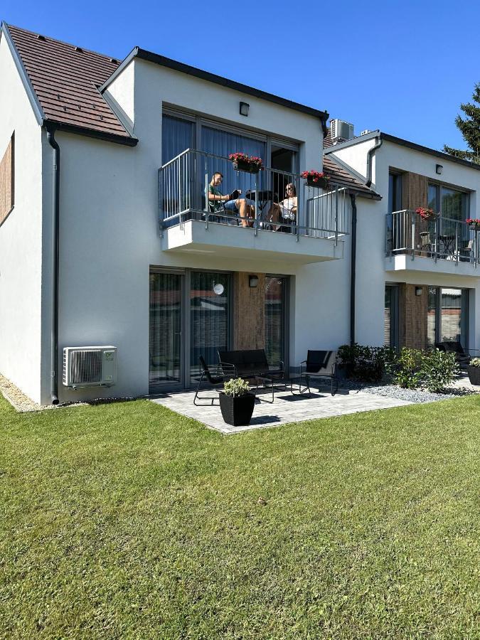 Linden Apartman 002 - Adults Only Mosonmagyaróvár 외부 사진
