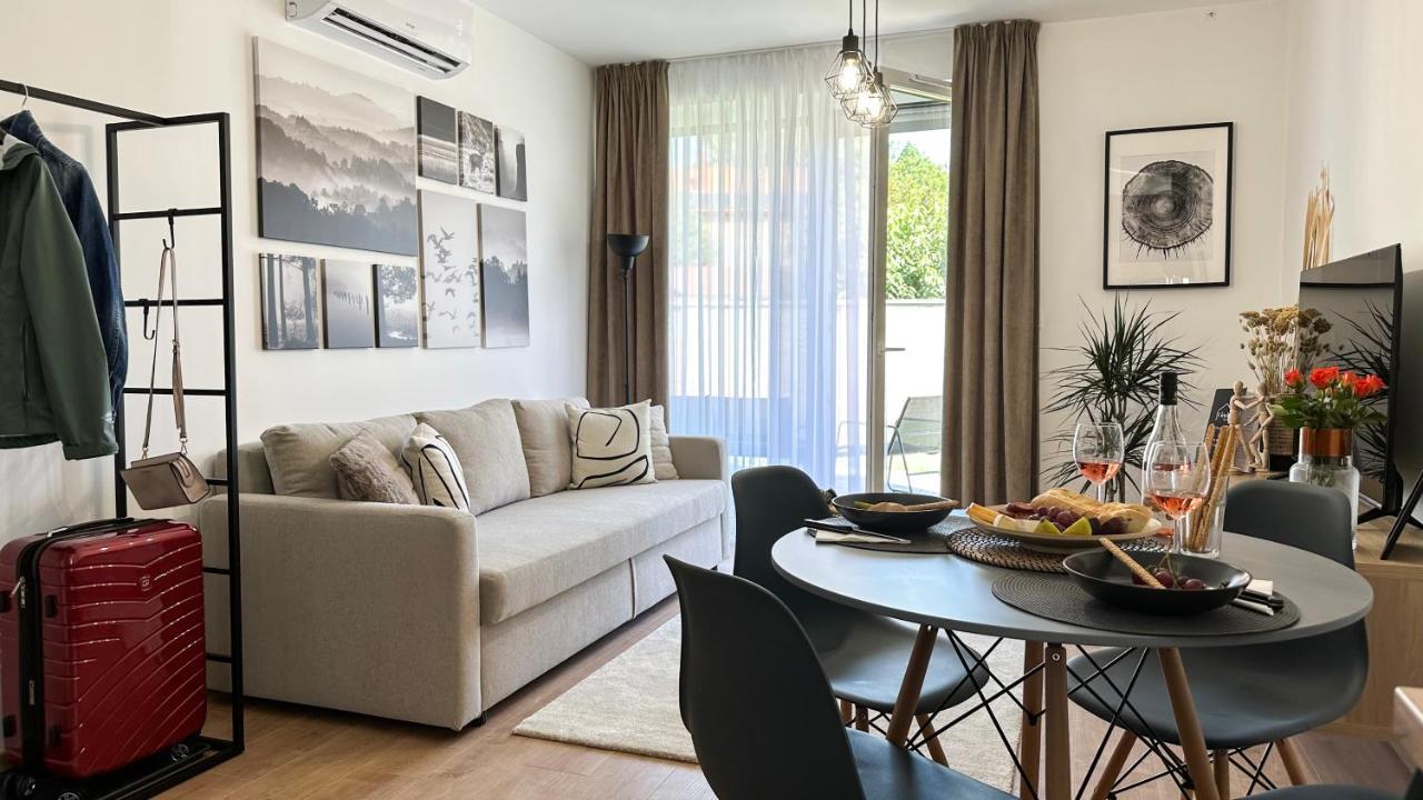 Linden Apartman 002 - Adults Only Mosonmagyaróvár 외부 사진